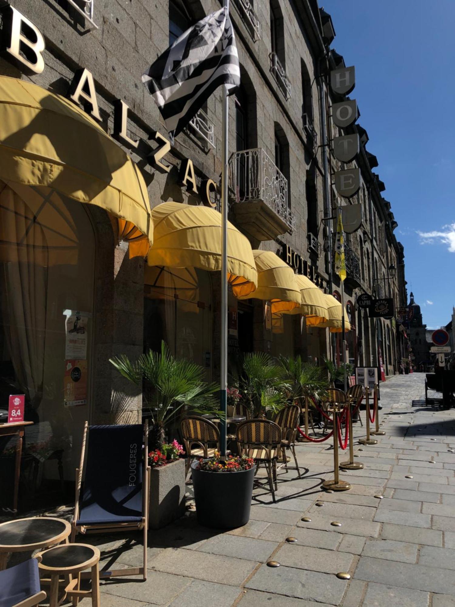 Balzac Hôtel Fougères Exterior foto